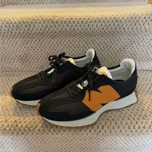 Men's New Balance 327 Black & Orange